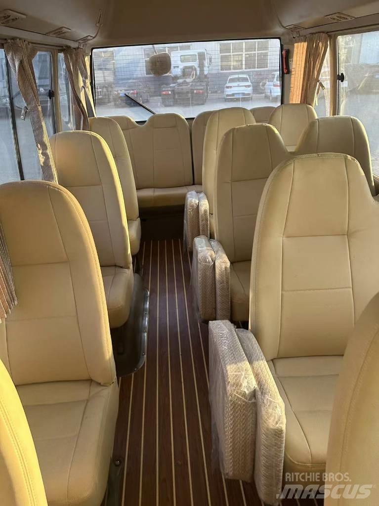 Toyota Coaster 시외버스