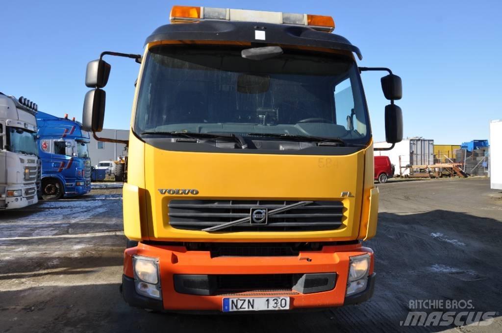 Volvo FL 4X2 폐기물 수거 트럭