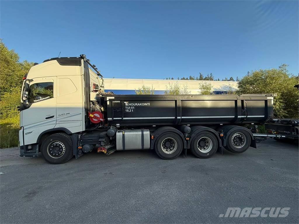 Volvo FH540 8x4 덤프 트럭