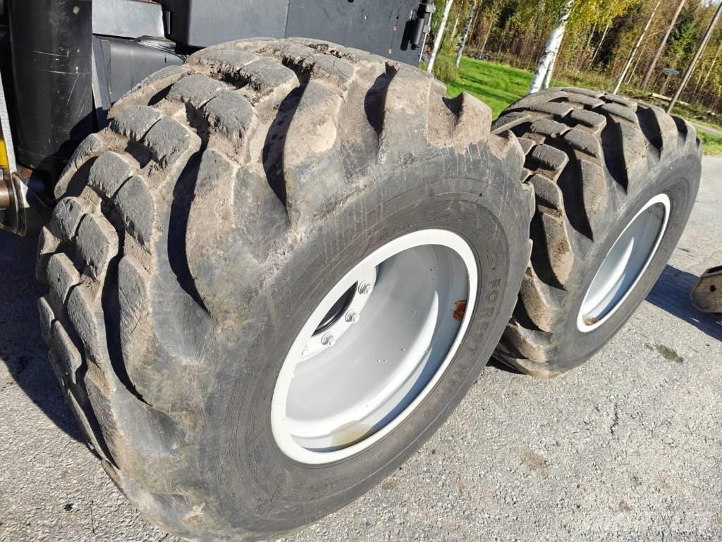 Komatsu 931 원목 하베스터