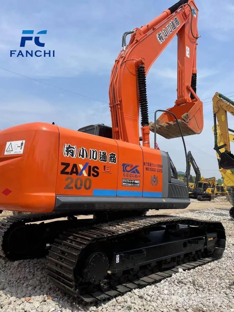 Hitachi ZX 200 대형 굴삭기 29톤 이상