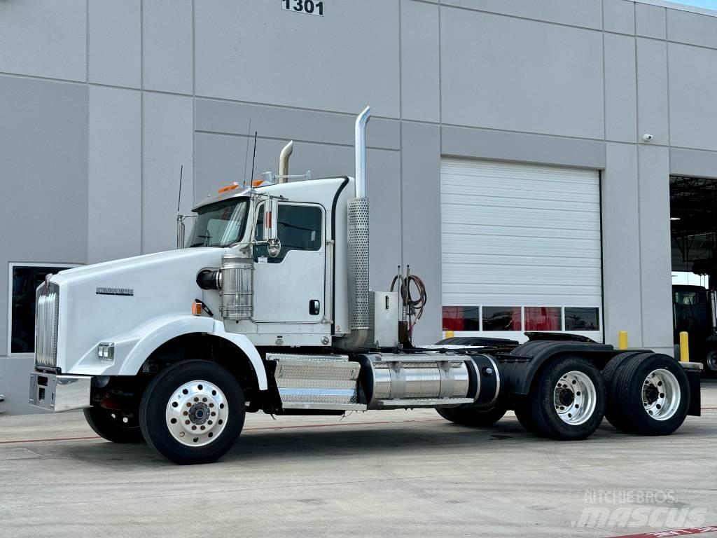 Kenworth T 800 트랙터 유닛