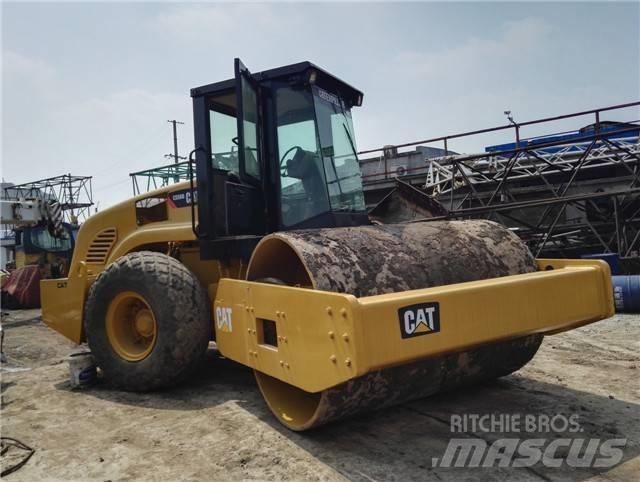 CAT CS 56 B 싱글 드럼 롤러