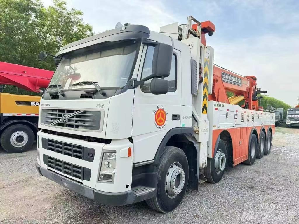 Volvo FM 440 회수 차량