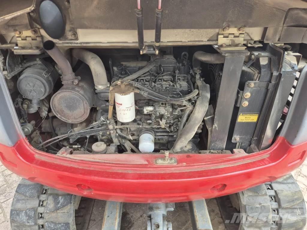 Takeuchi TB250 소형 굴삭기 7톤 미만