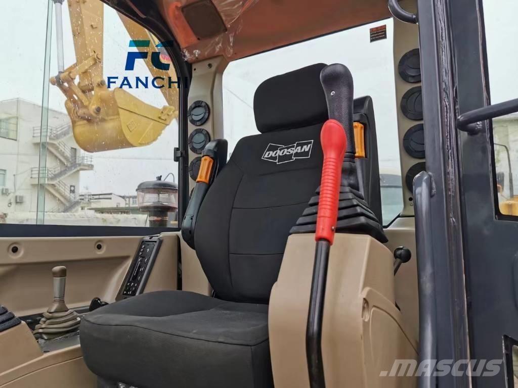 Doosan DH 60 소형 굴삭기 7톤 미만