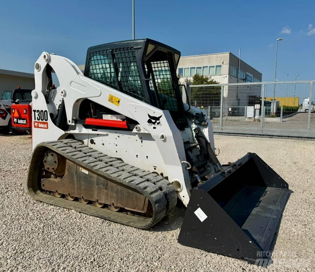 Bobcat T 300 미니 로더