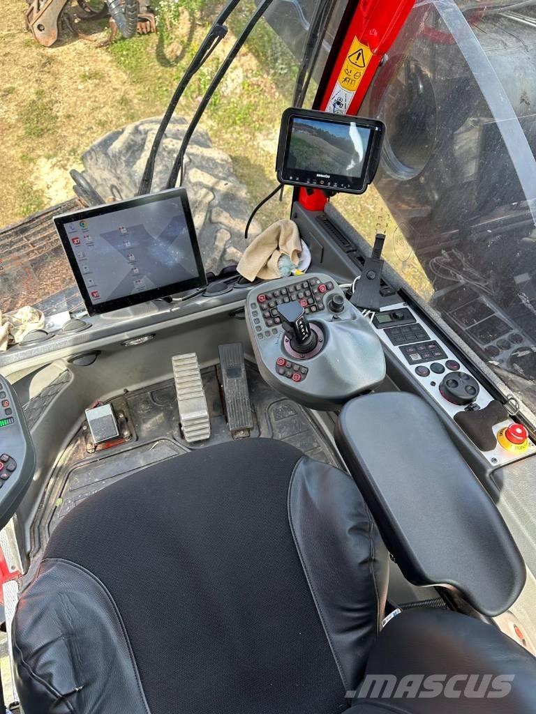 Komatsu 951 원목 하베스터
