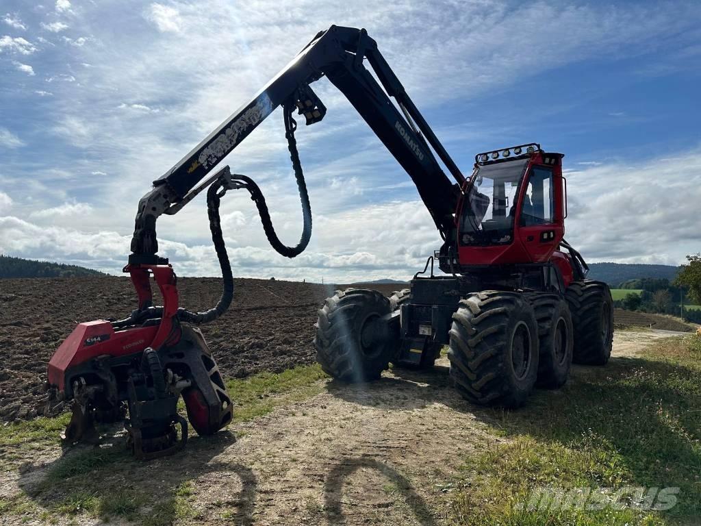 Komatsu 951 원목 하베스터