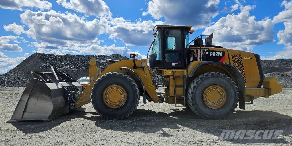 CAT 982 M  휠로우더