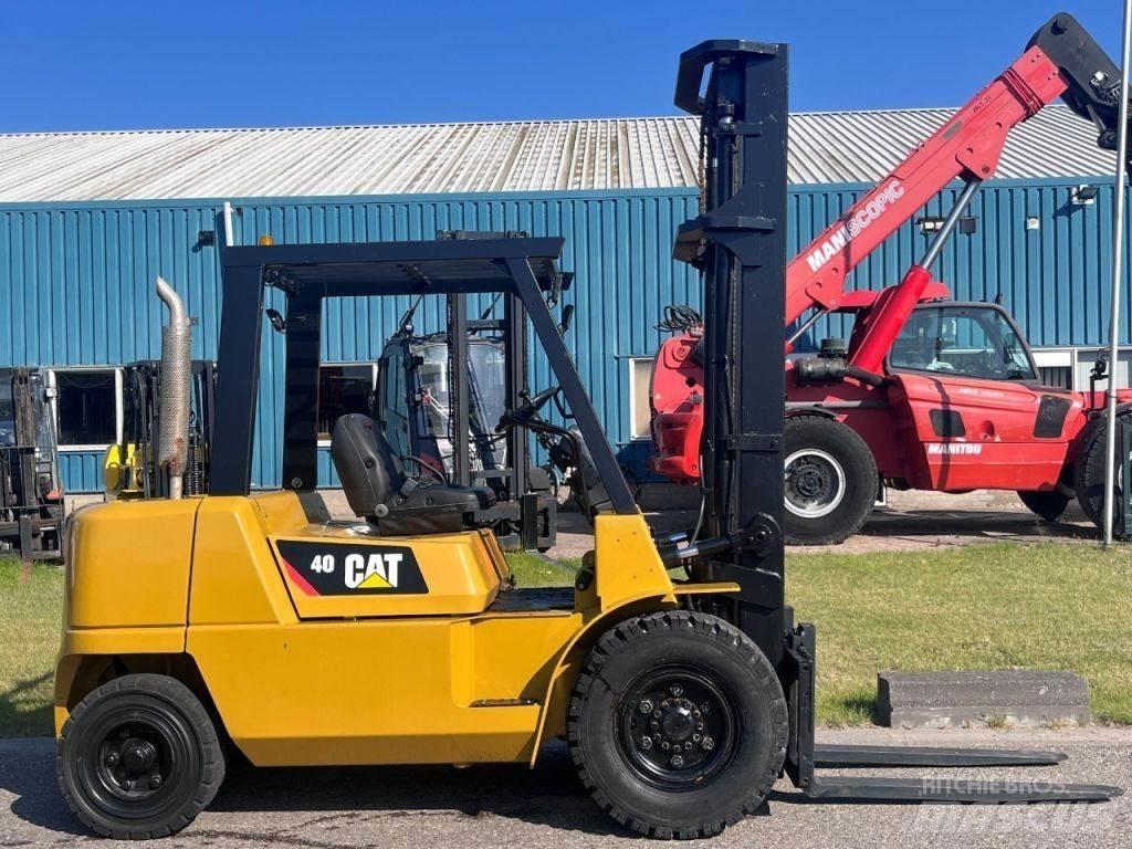 CAT DP40K2 디젤 지게차