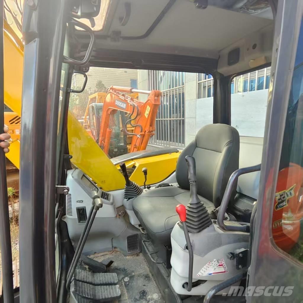 Komatsu PC 78 US 소형 굴삭기 7톤 미만