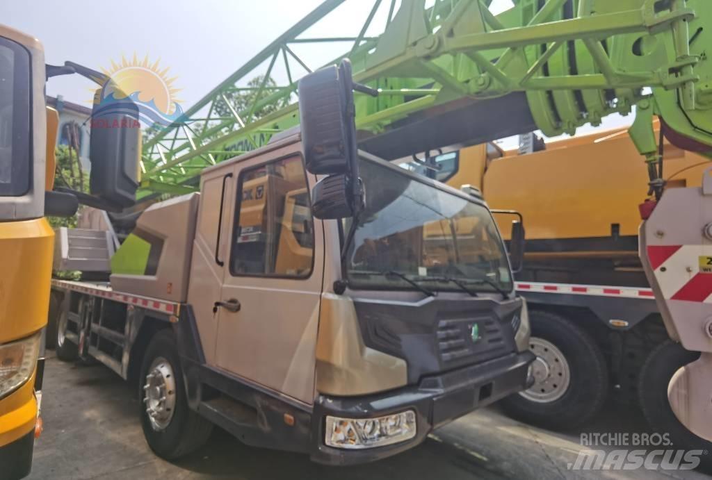 Zoomlion ztc 251v A/T 크레인
