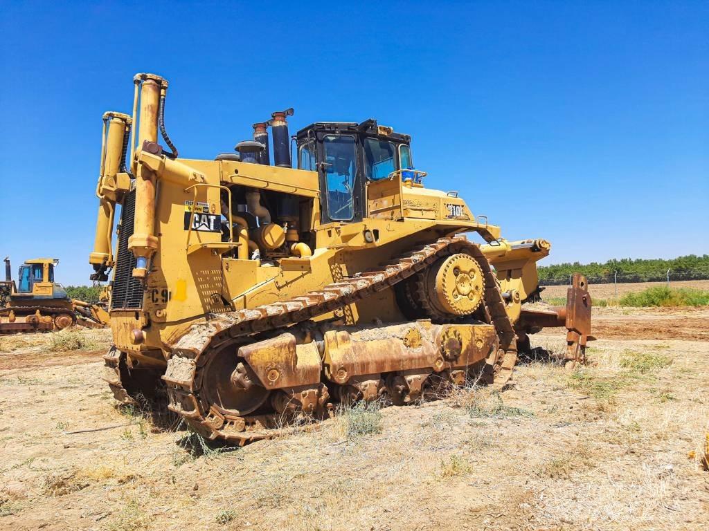 CAT D10 크롤러 도저