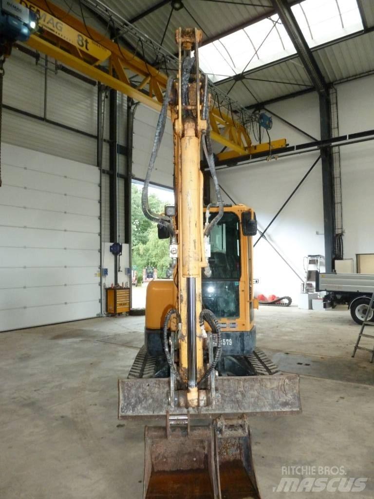 Hyundai R35Z-9 소형 굴삭기 7톤 미만