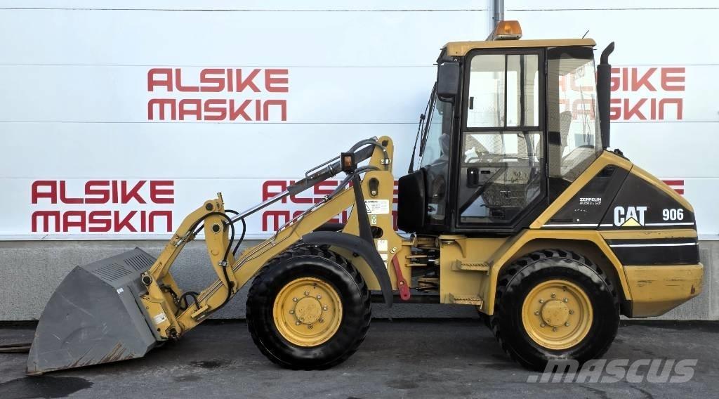 CAT 906  휠로우더