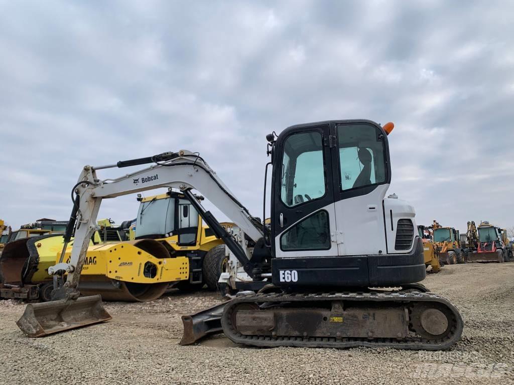 Bobcat E 60 소형 굴삭기 7톤 미만