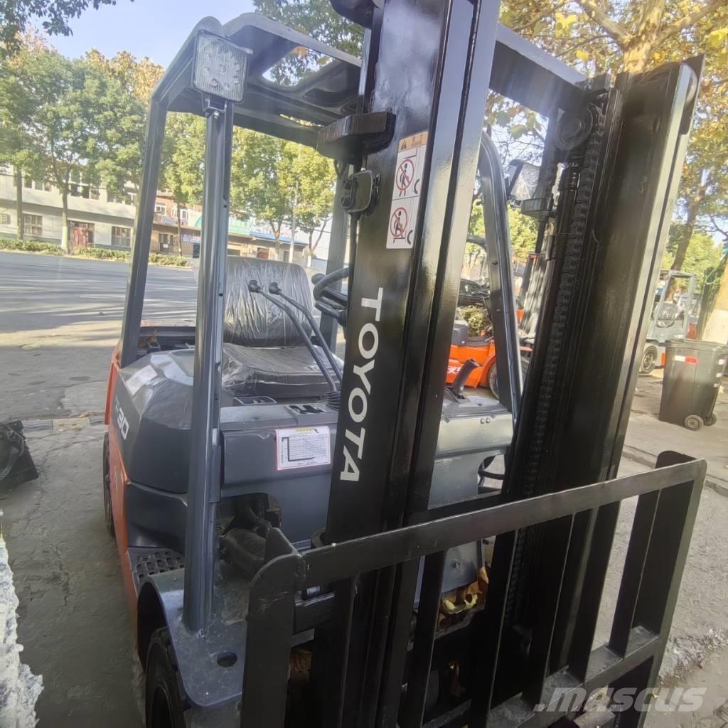  叉车 3t 디젤 지게차