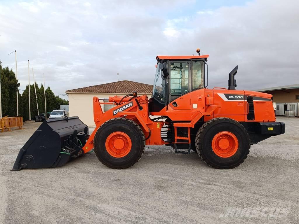 Doosan DL200-5 미니 로더