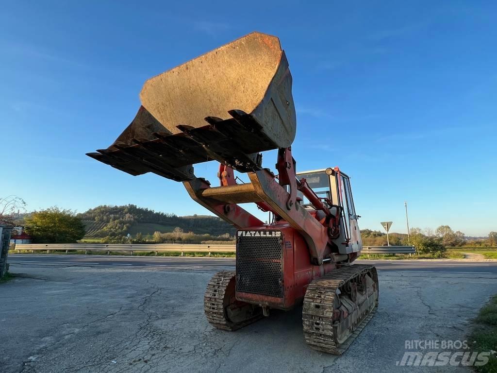 Fiat-Hitachi FL 14E 궤도식 로우더