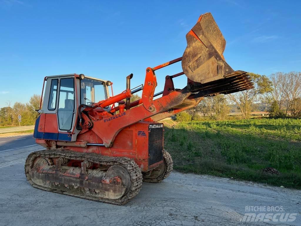 Fiat-Hitachi FL 14E 궤도식 로우더