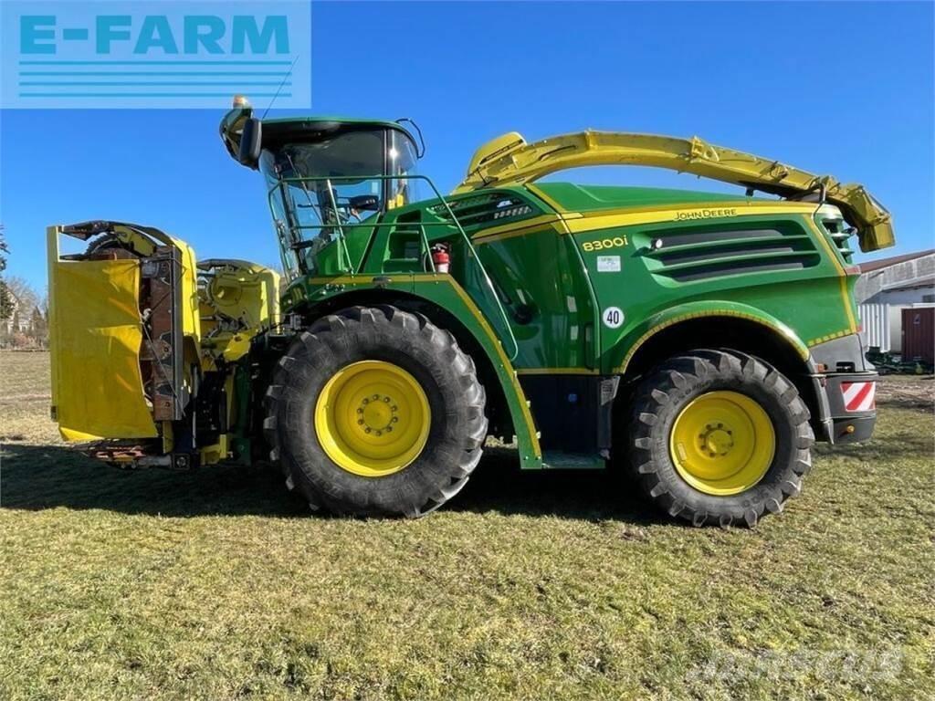 John Deere 8300 자동 초지기계