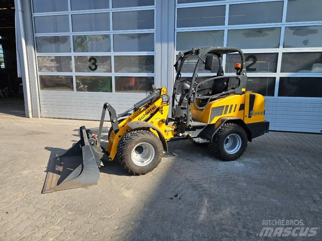 Schäffer 2445S 미니 로더
