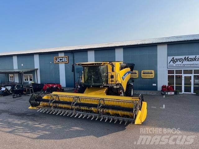 New Holland CX8.70 콤바인 수확기