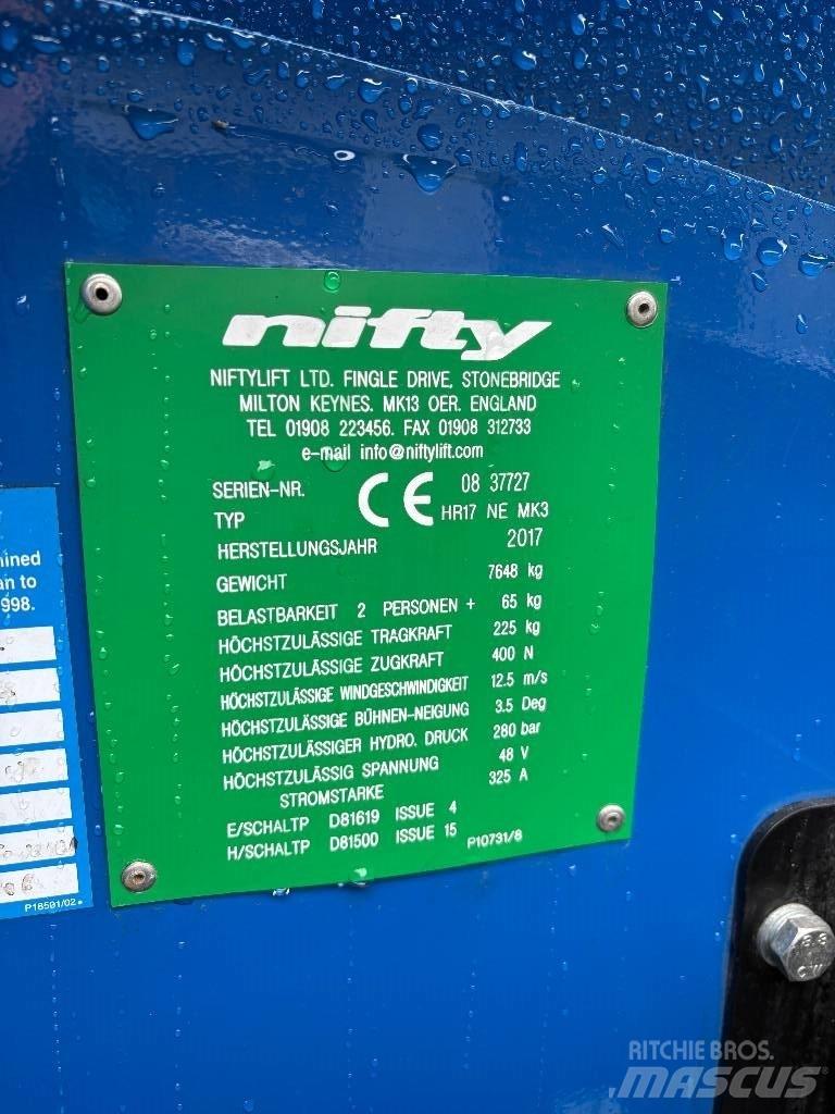 Niftylift HR 17 관절형 전동이동 리프트