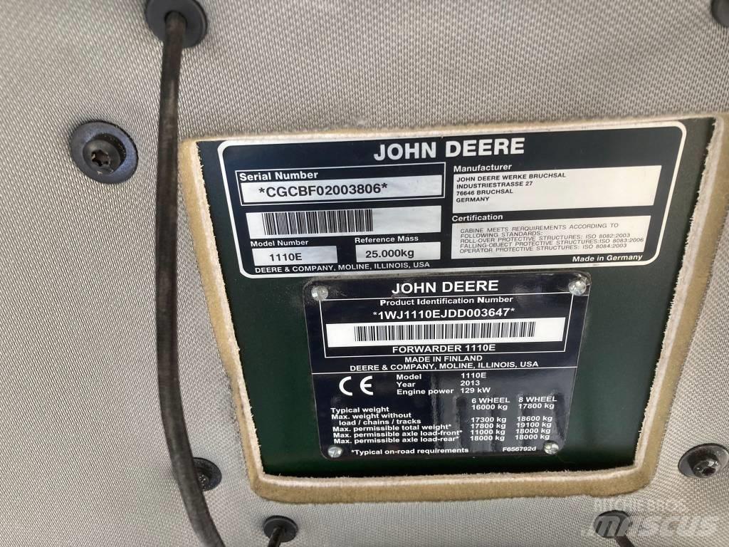 John Deere 1110E 원목 포워더