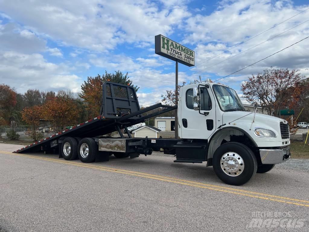 Freightliner M2 회수 차량