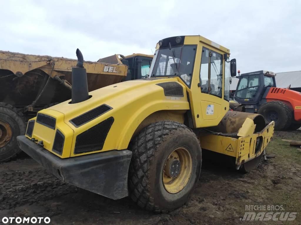 Bomag BW 213 D H-4 싱글 드럼 롤러