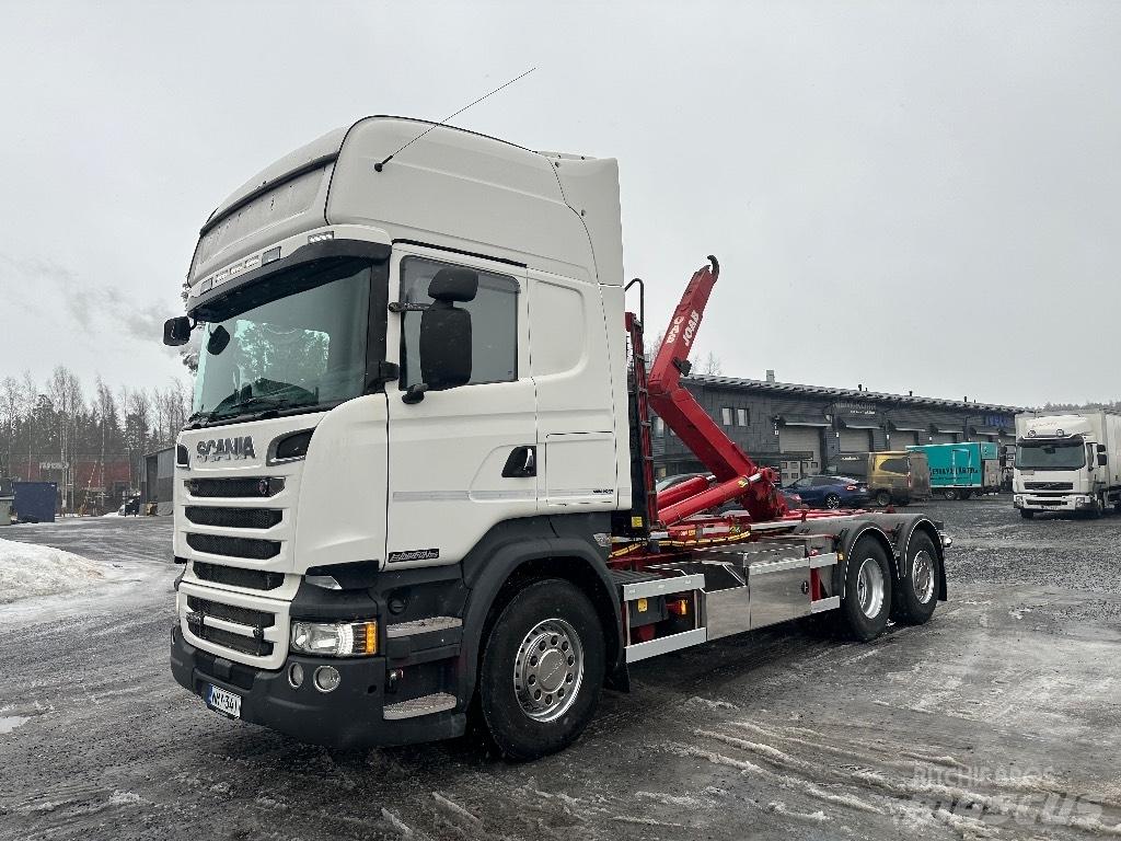 Scania R520 6x2*4 훅 리프트 트럭