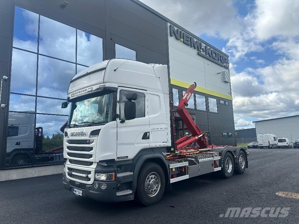 Scania R520 6x2*4 훅 리프트 트럭