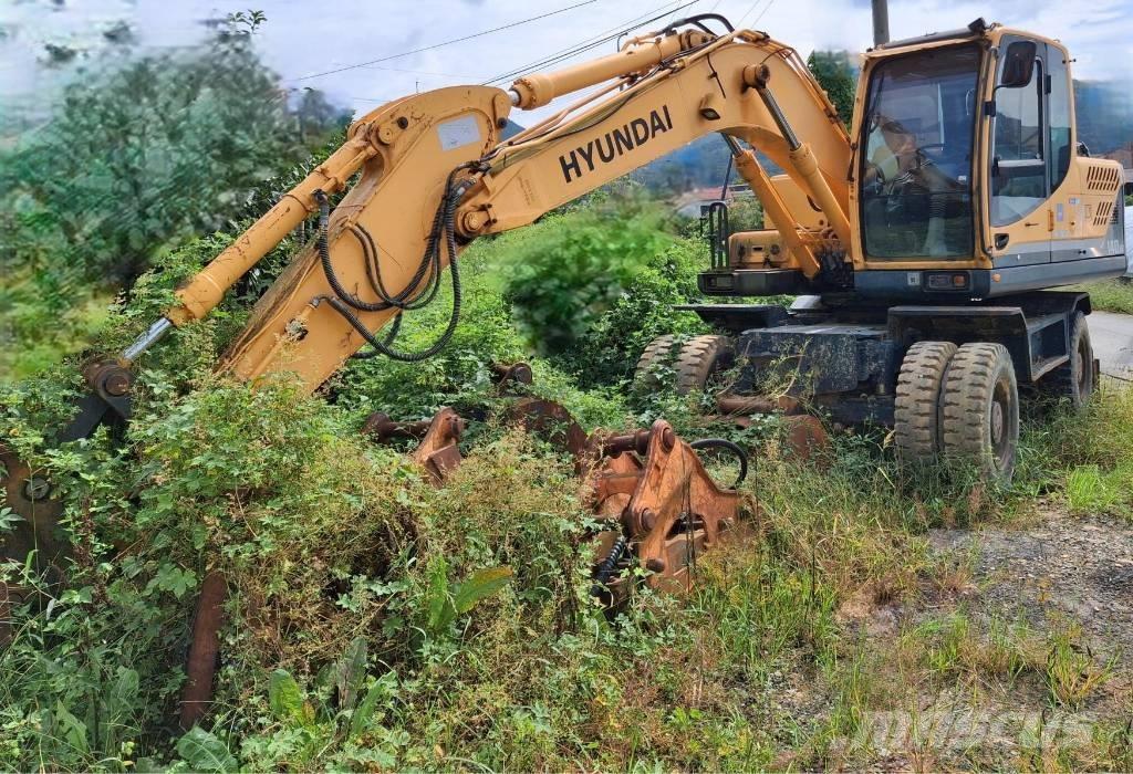 Hyundai Robex 140 W  휠 굴삭기