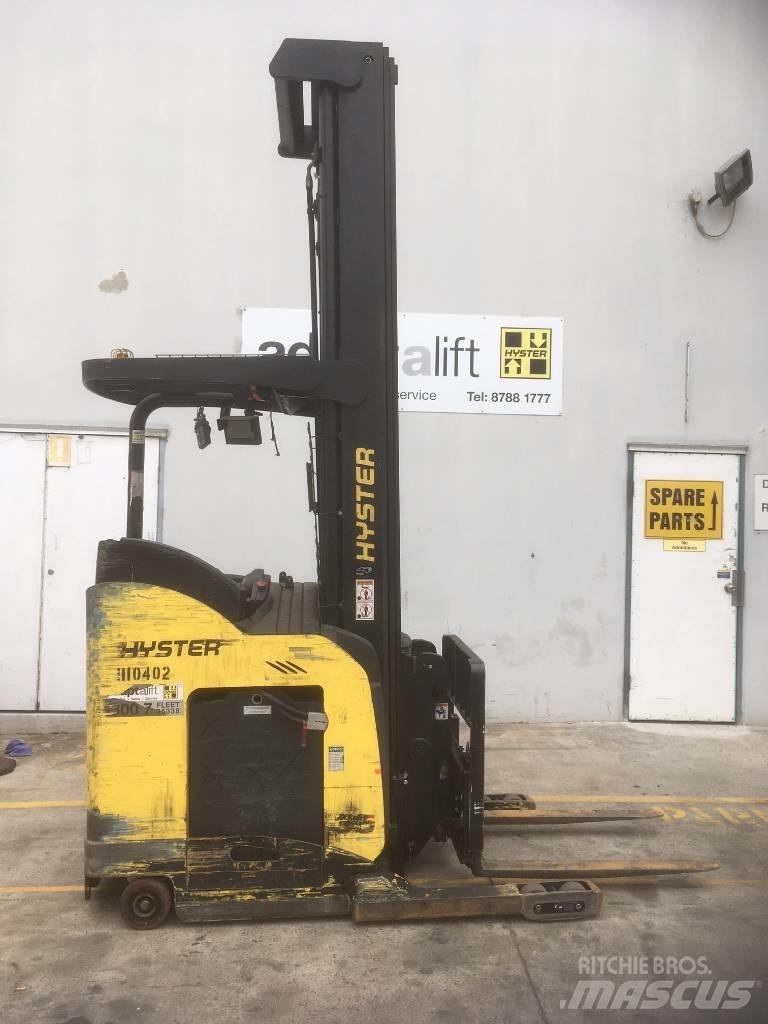 Hyster N35ZDR 리치 트럭
