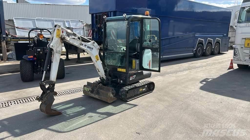 Bobcat e17 트랙터
