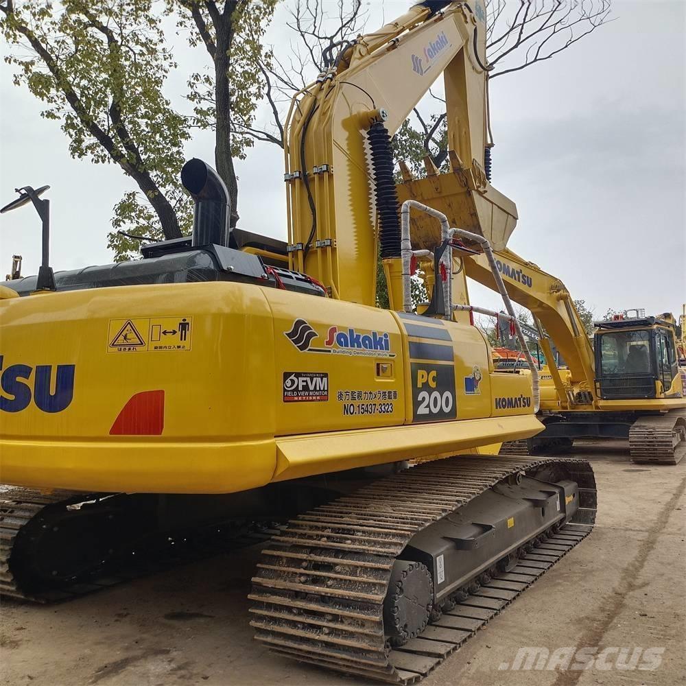 Komatsu PC 200 대형 굴삭기 29톤 이상
