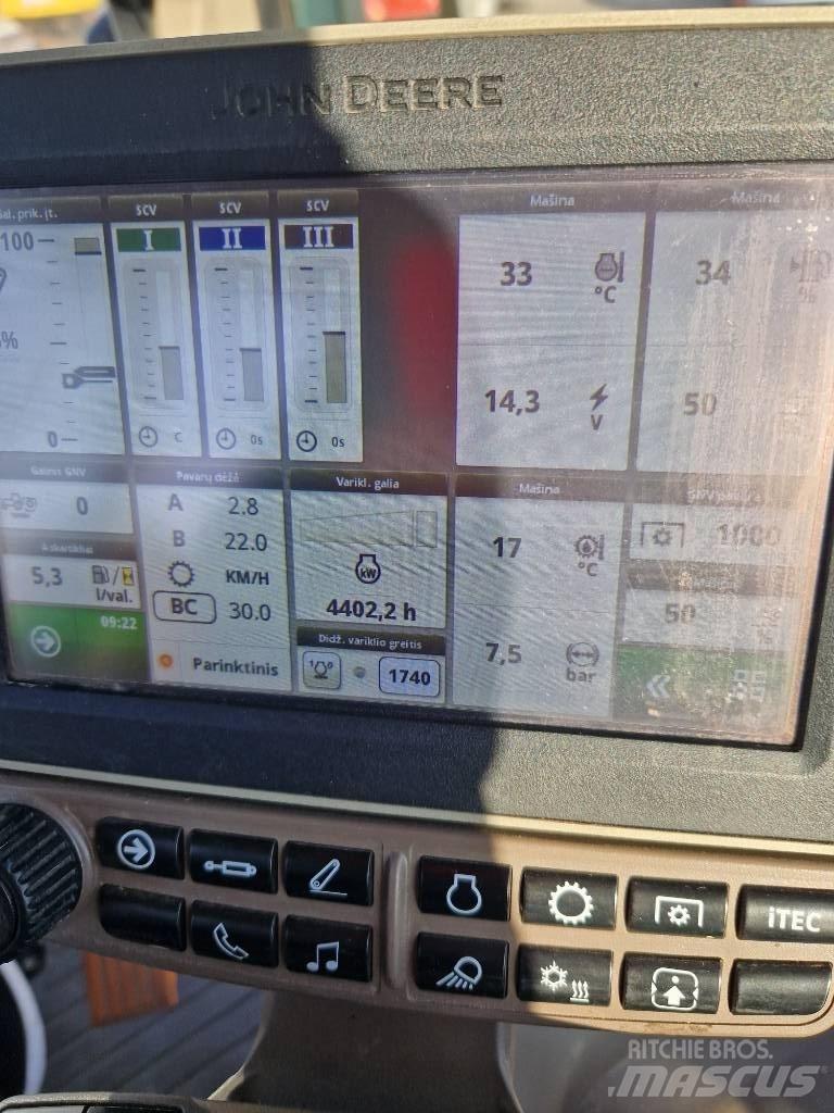 John Deere 6215 R 트랙터