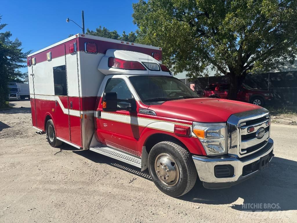 Ford F 350 구급차