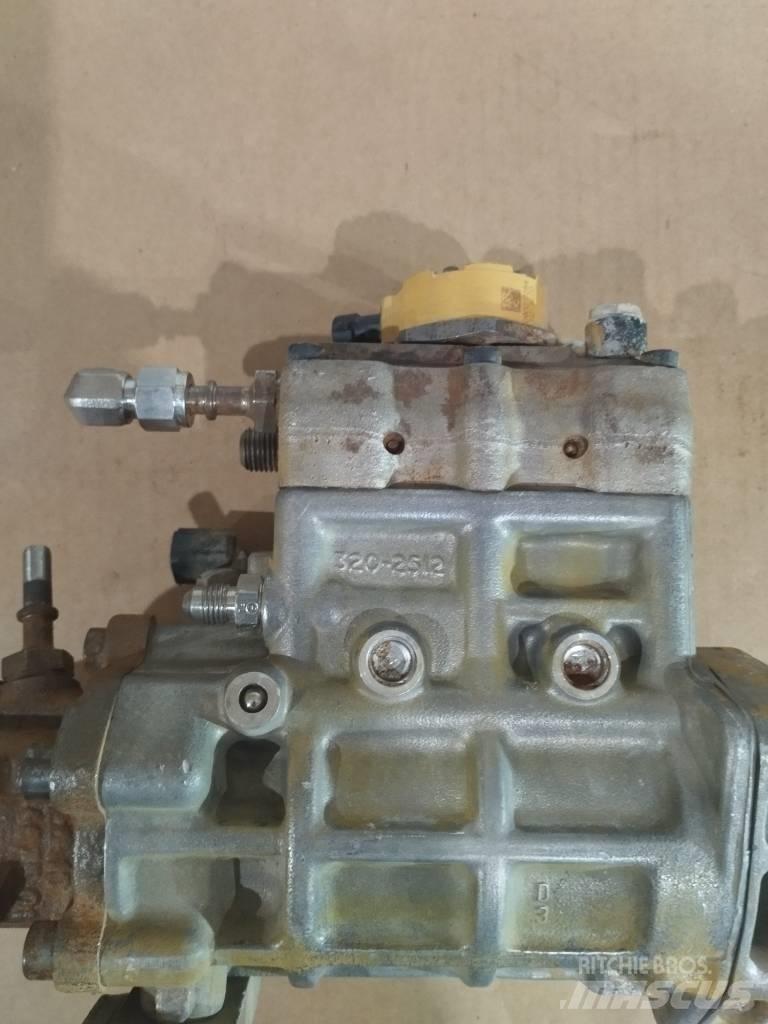 CAT C 6.6 엔진