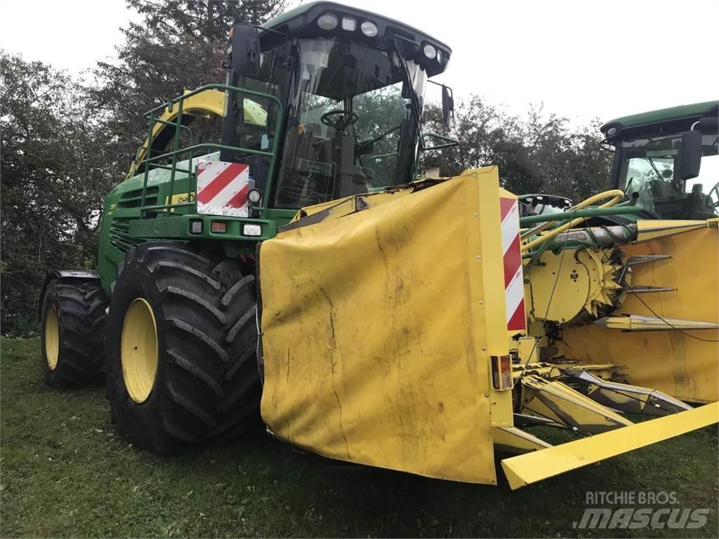 John Deere 7350 자동 초지기계