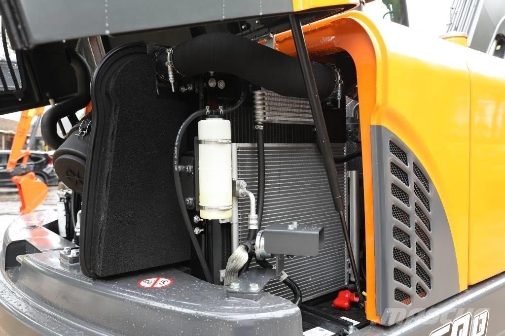 Develon DX 60 D  휠 굴삭기