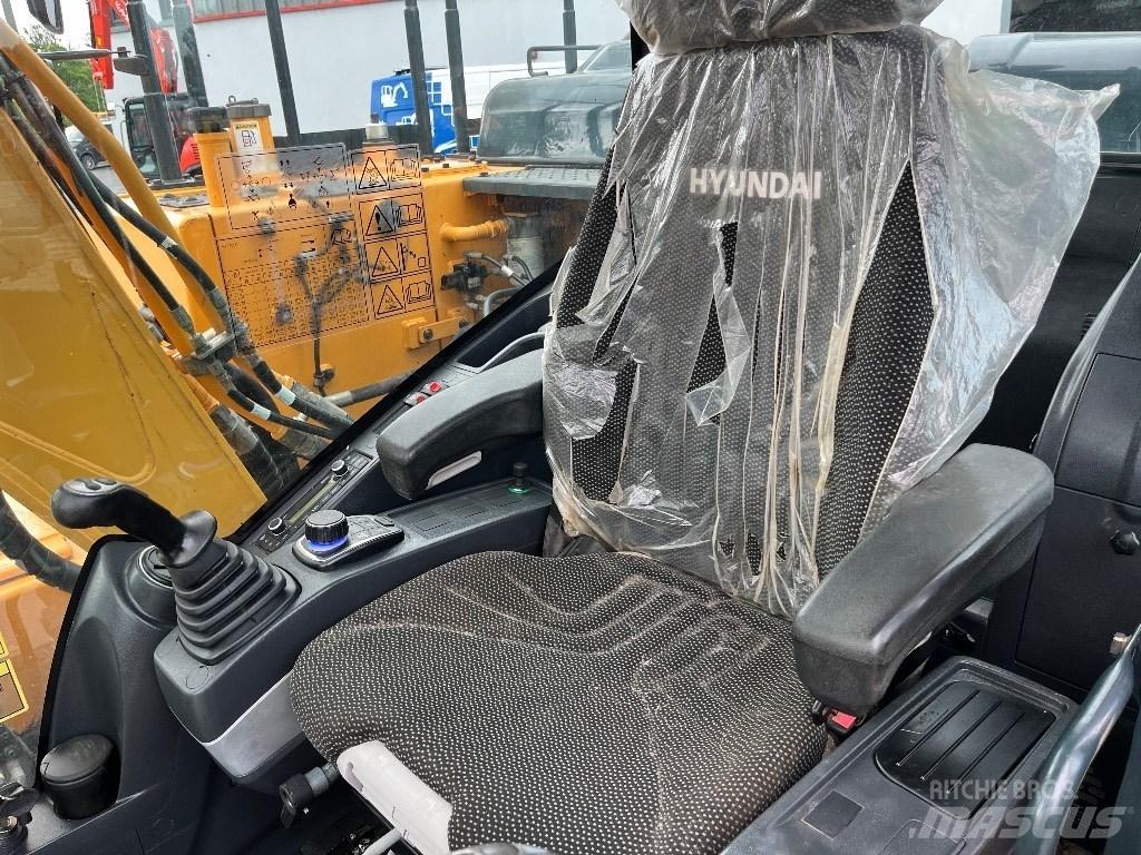 Hyundai HX140LC 대형 굴삭기 29톤 이상