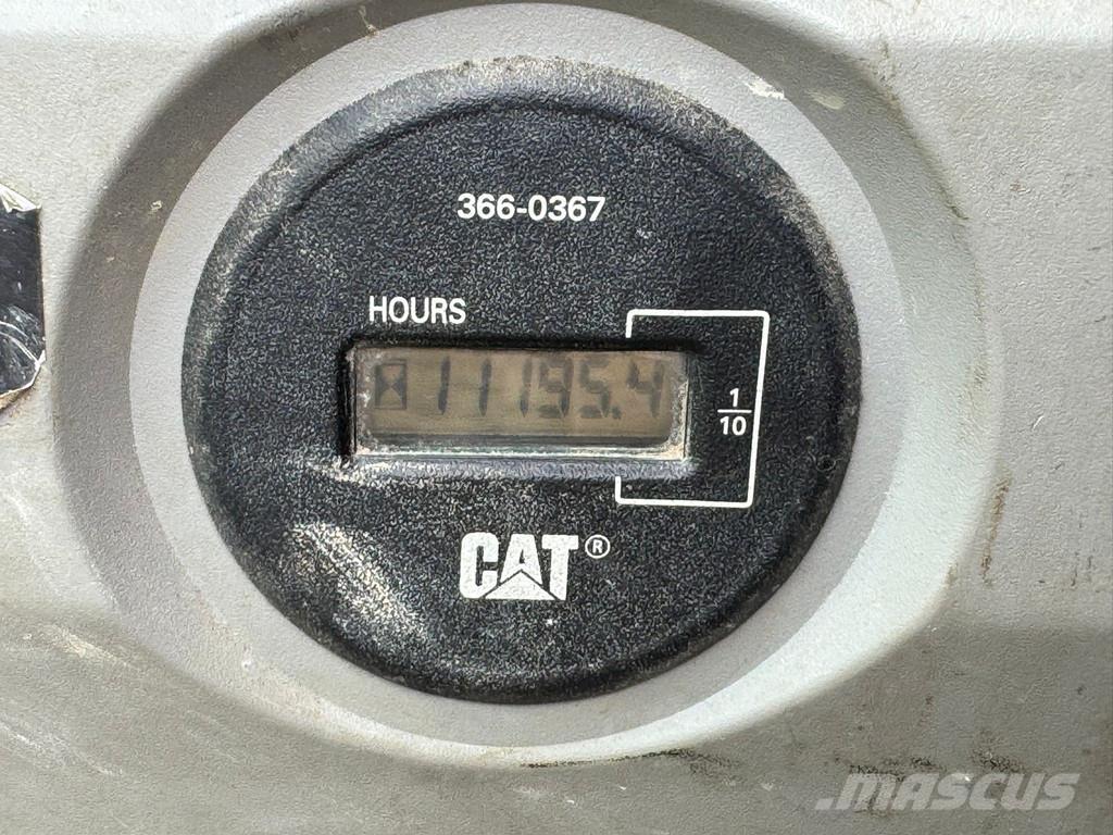 CAT 323E 대형 굴삭기 29톤 이상