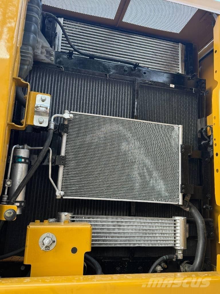 CAT CAT323 중형굴삭기 7톤-28톤