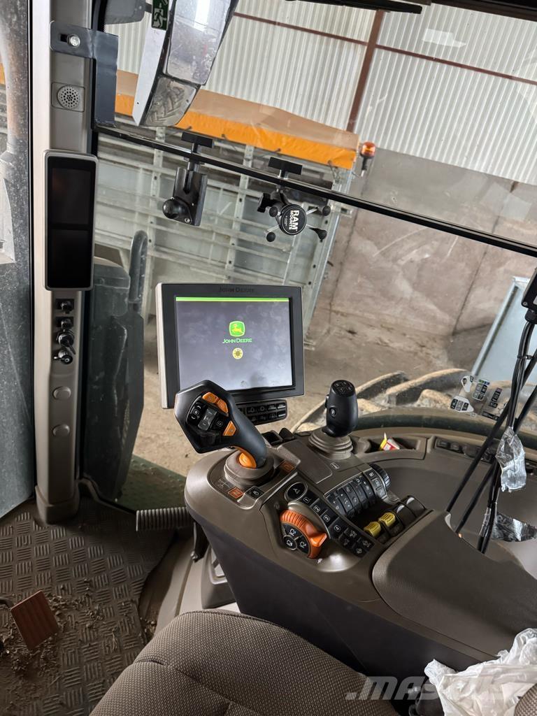 John Deere 7R310 트랙터