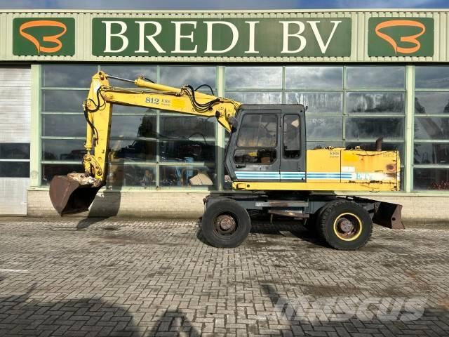 Etec 812  휠 굴삭기