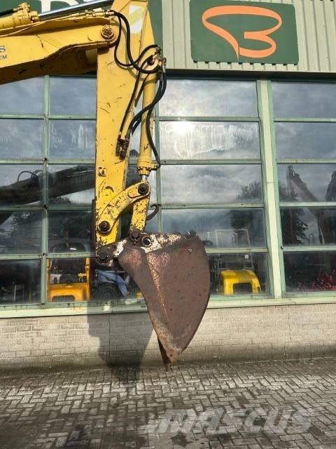 Etec 812  휠 굴삭기