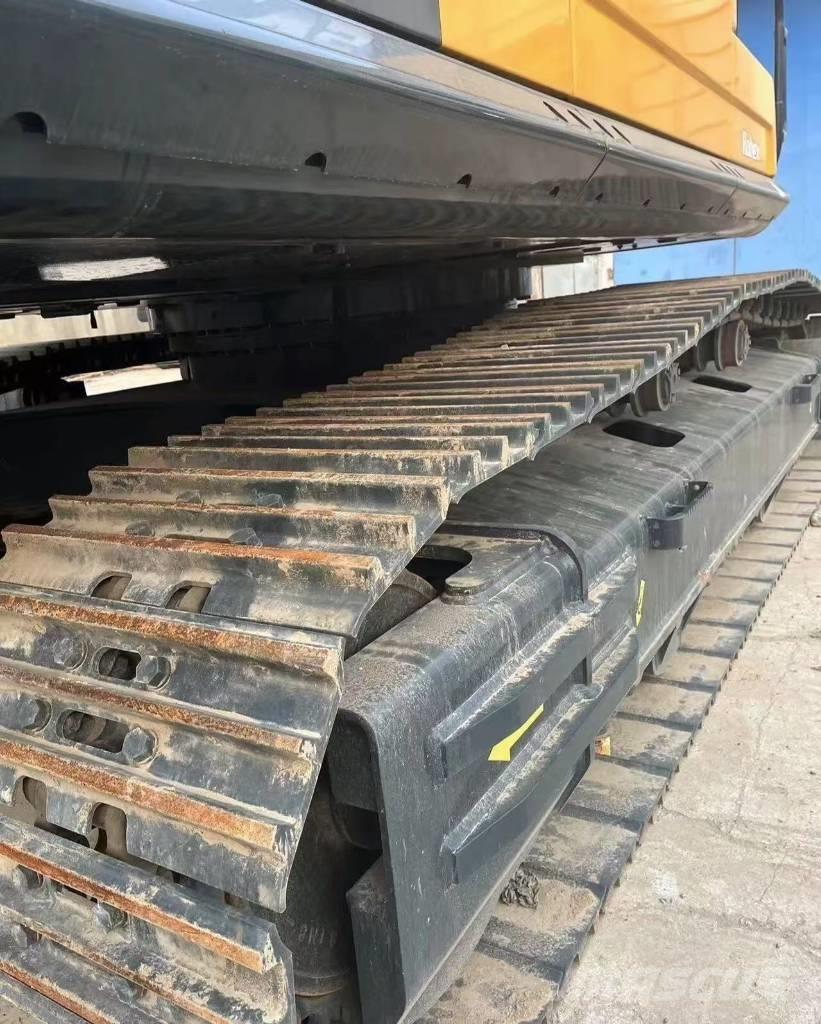 Hyundai 305LC 대형 굴삭기 29톤 이상